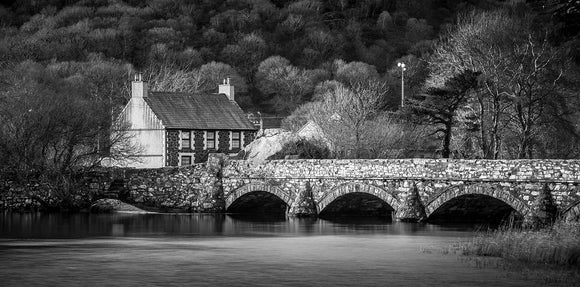 Bridge Over Troubled Water - B&W Panorama